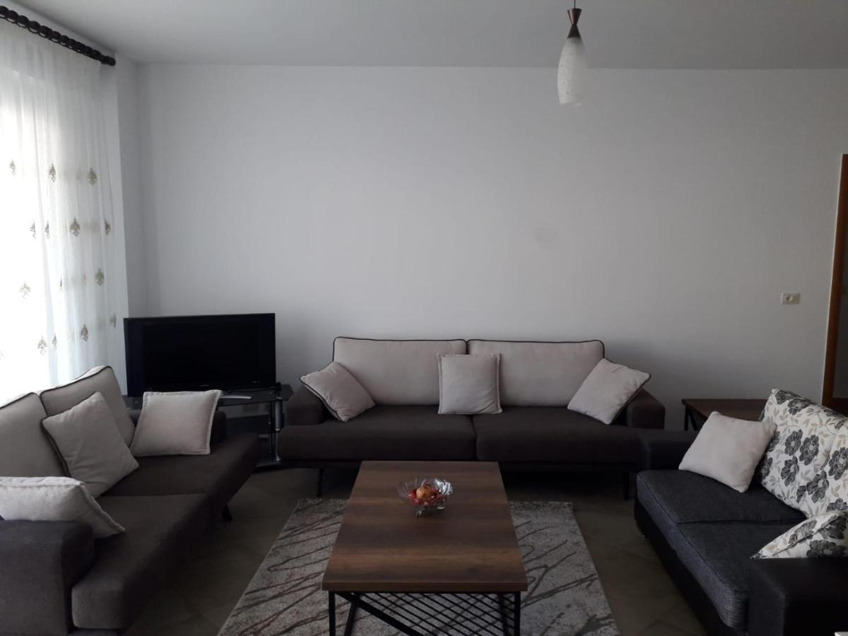 Center-Sea View Apartament,Sarandë Eksteriør billede
