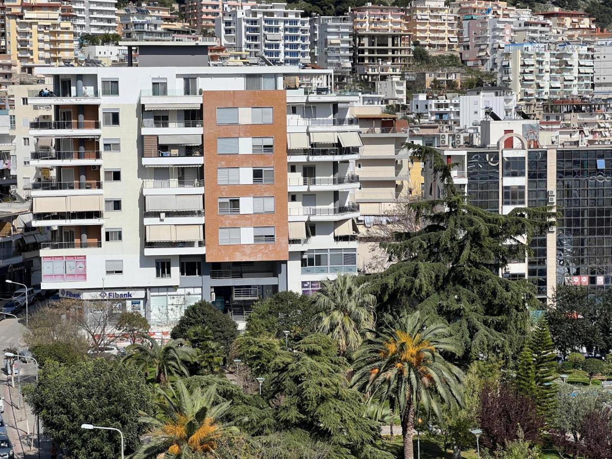 Center-Sea View Apartament,Sarandë Eksteriør billede
